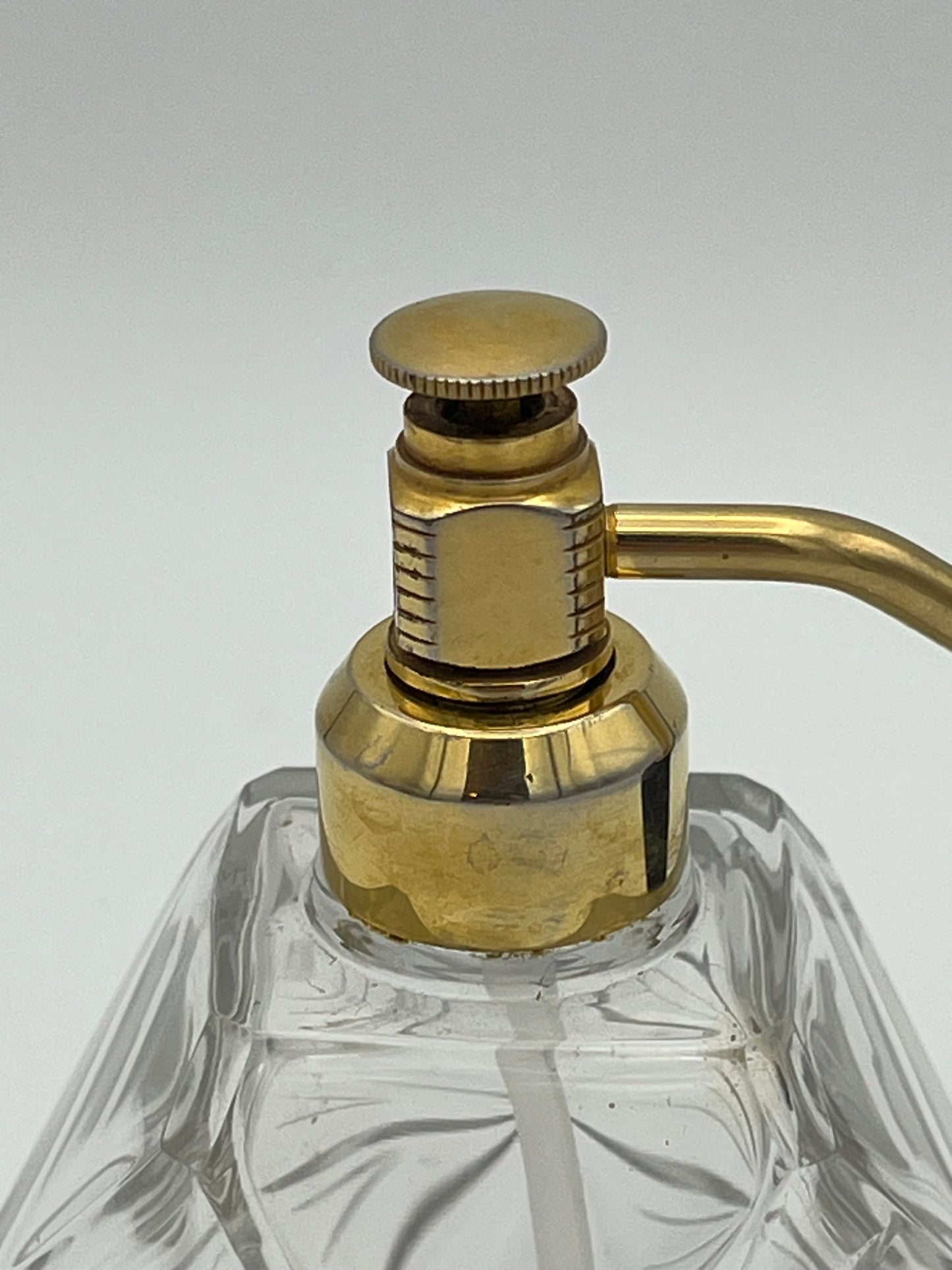 Vaporisateur à parfum cristal - Premium from Atelier Guillot - Just €0! Shop now at Atelier Guillot