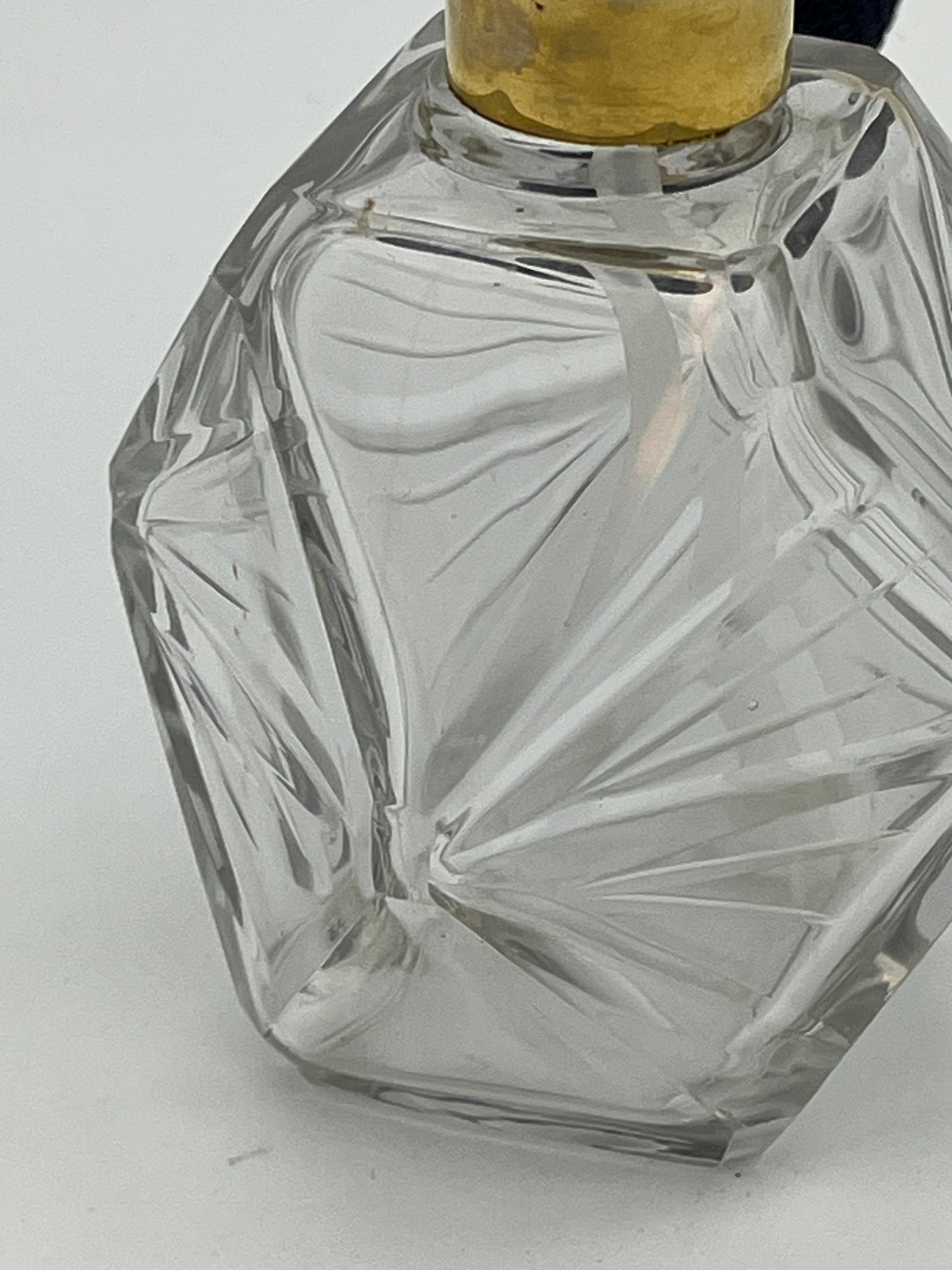 Vaporisateur à parfum cristal - Premium from Atelier Guillot - Just €0! Shop now at Atelier Guillot