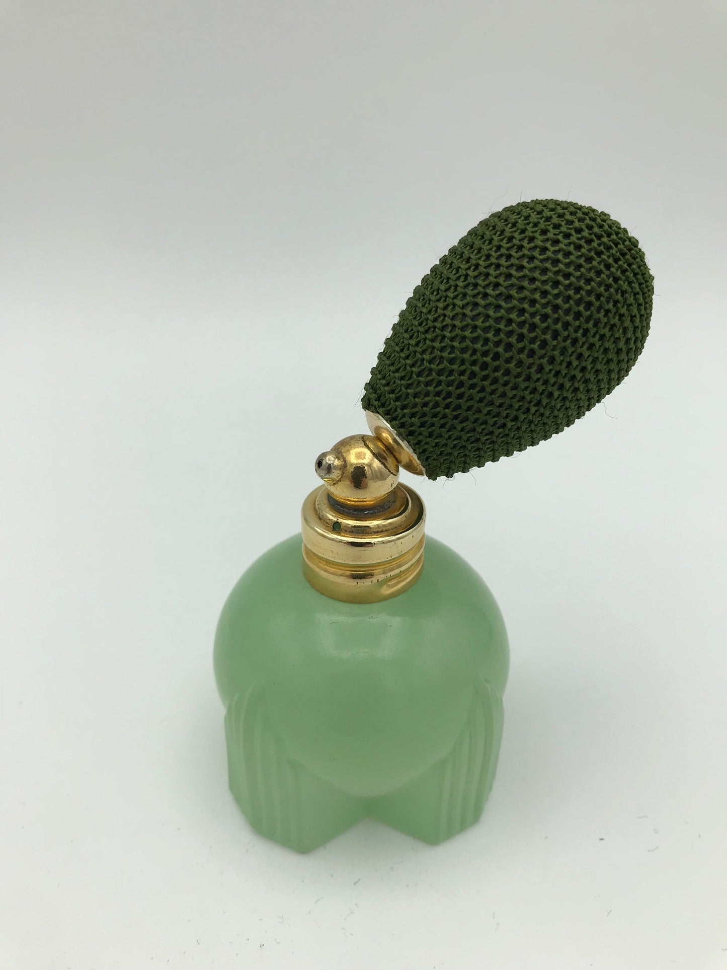 Vaporisateur à parfum Art déco de petite taille vert - Premium Vaporisateur à parfum from Atelier Guillot - Just €145! Shop now at Atelier Guillot