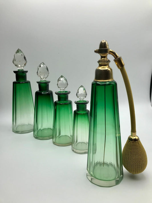 Le flacon de parfum ancien en cristal : son histoire