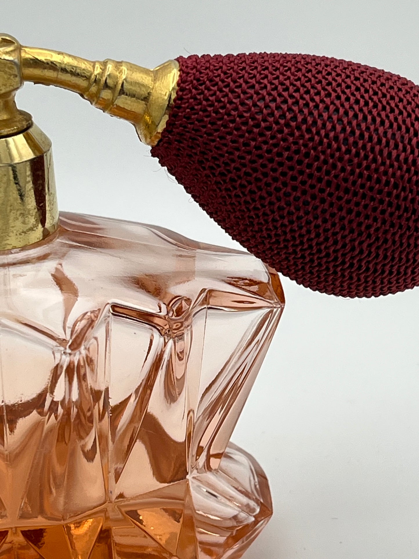 Vaporisateur à parfum rose