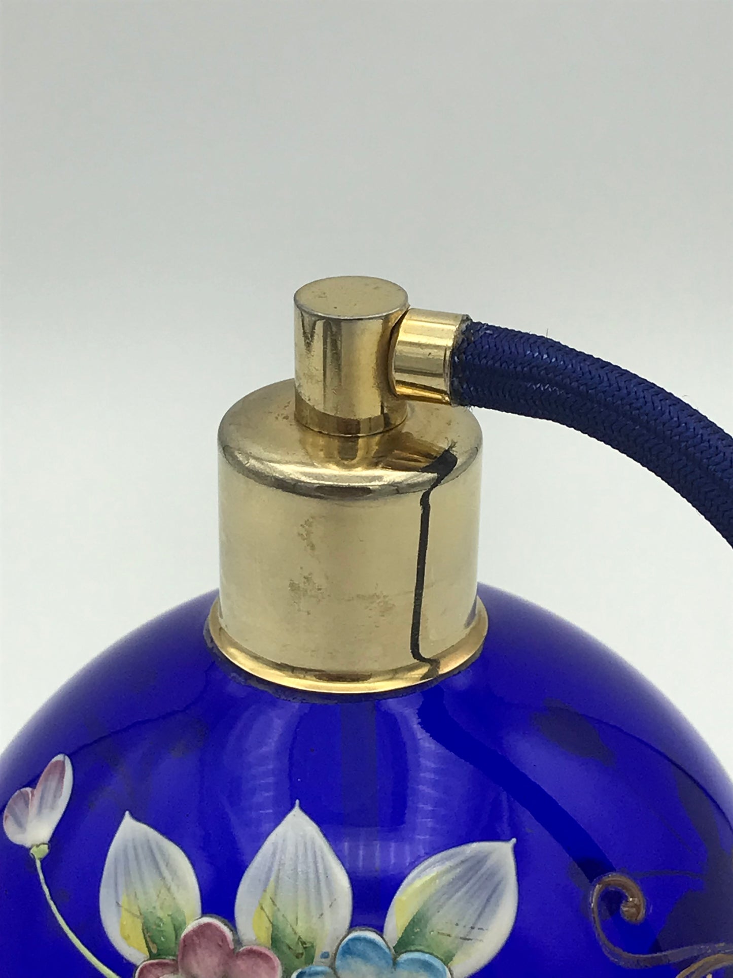 Vaporisateur à parfum verre bleu - Premium Vaporisateur à parfum from Atelier Guillot - Just €230! Shop now at Atelier Guillot