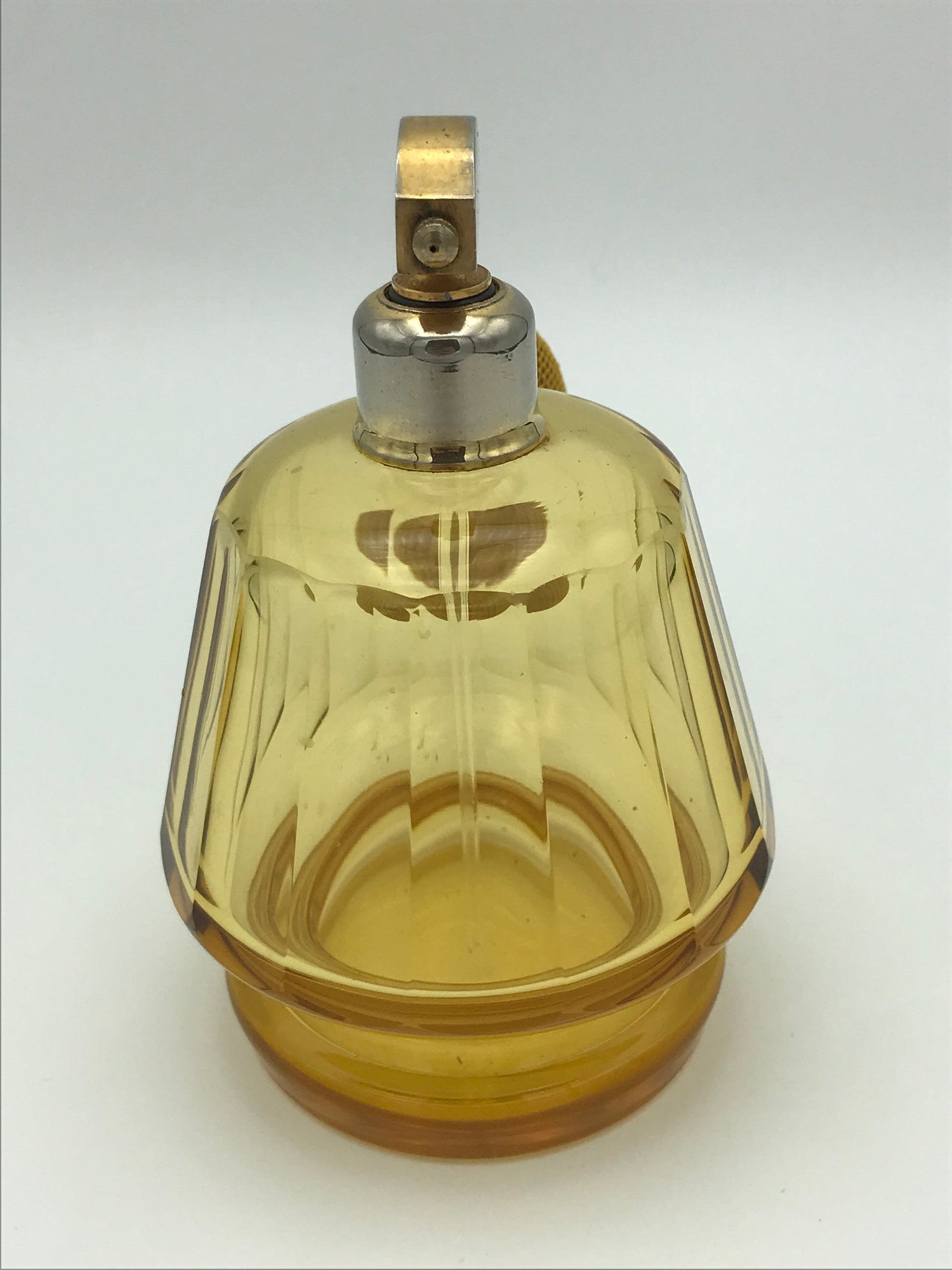Vaporisateur à parfum cristal de Bohème - Premium Vaporisateur à parfum from Atelier Guillot - Just €250! Shop now at Atelier Guillot