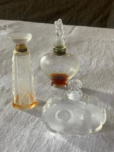 flacons de parfum Lalique 